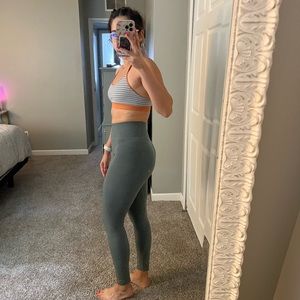Amplify Legging - Charcoal - M